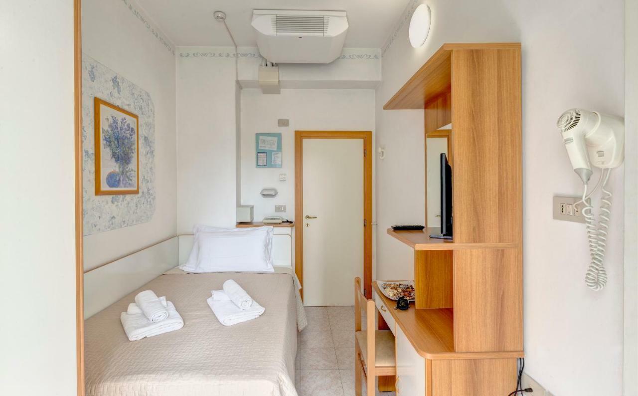 Hotel Niagara Riccione Zewnętrze zdjęcie