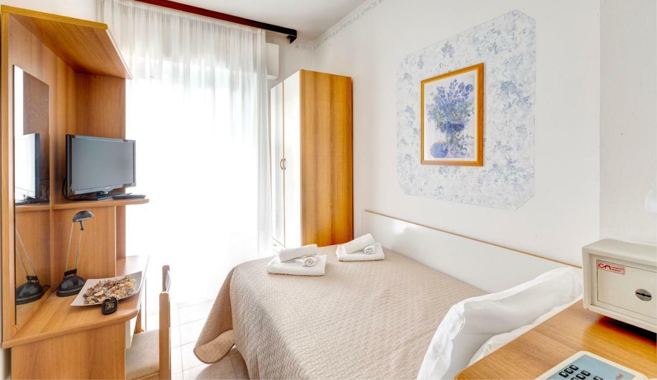 Hotel Niagara Riccione Zewnętrze zdjęcie