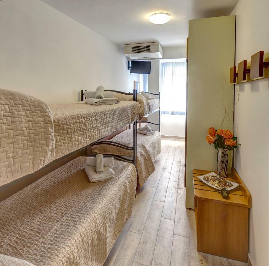Hotel Niagara Riccione Zewnętrze zdjęcie