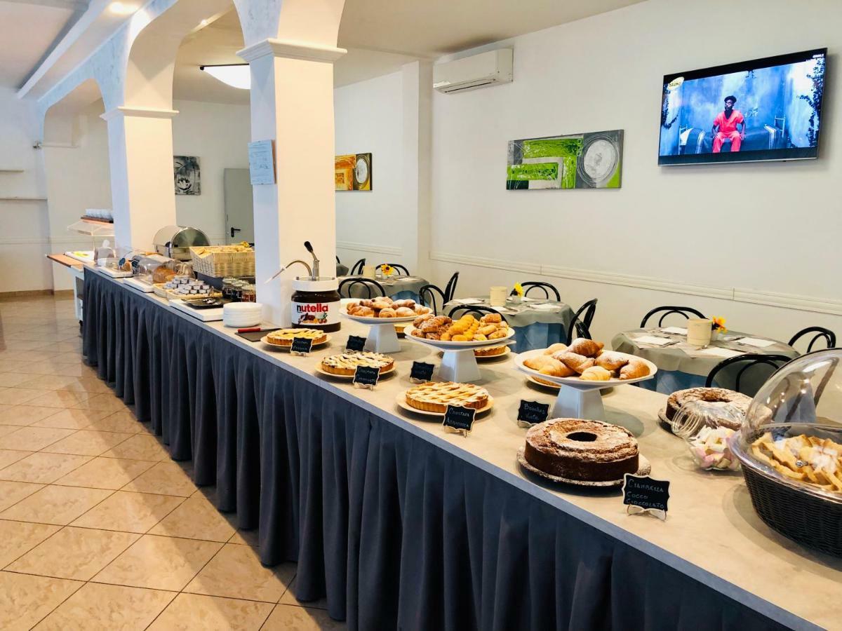 Hotel Niagara Riccione Zewnętrze zdjęcie